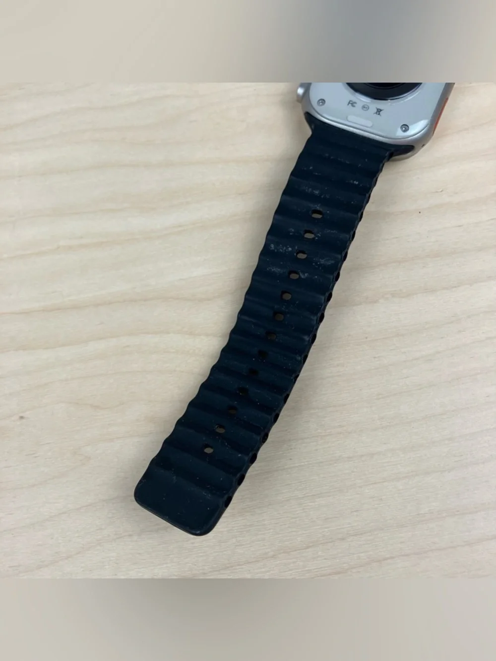 Slide Innovations SW700 Smartwatch Waterproof Bluetooth + Band (No Charger)